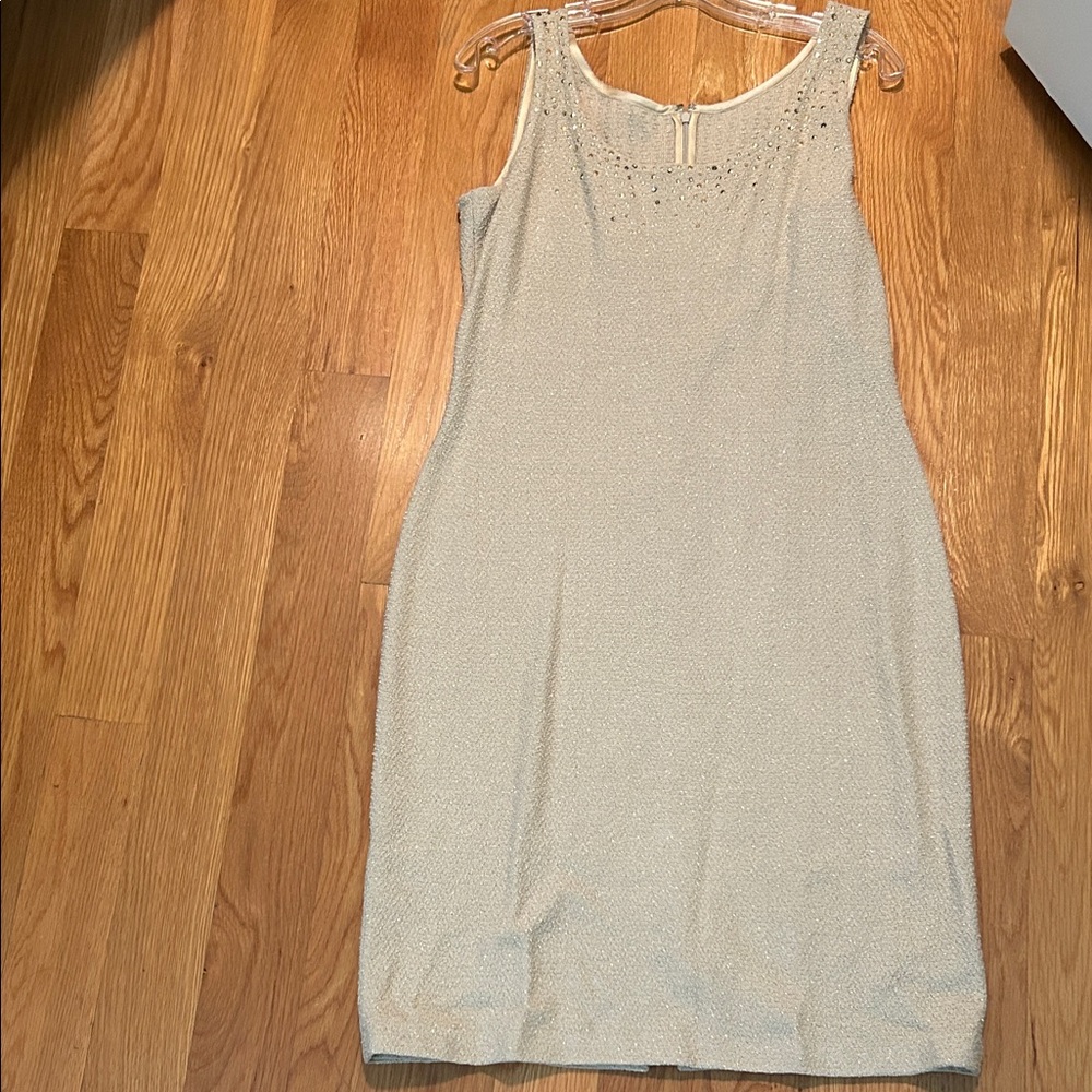 St.John Womens Elegant Cream / Champaign Sleeveless Dress Size 10 w/ rhinestones